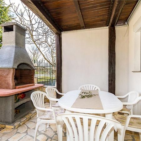 Apartmani Bregovec Maslenica Bagian luar foto