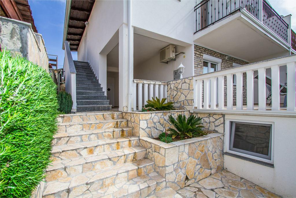 Apartmani Bregovec Maslenica Bagian luar foto