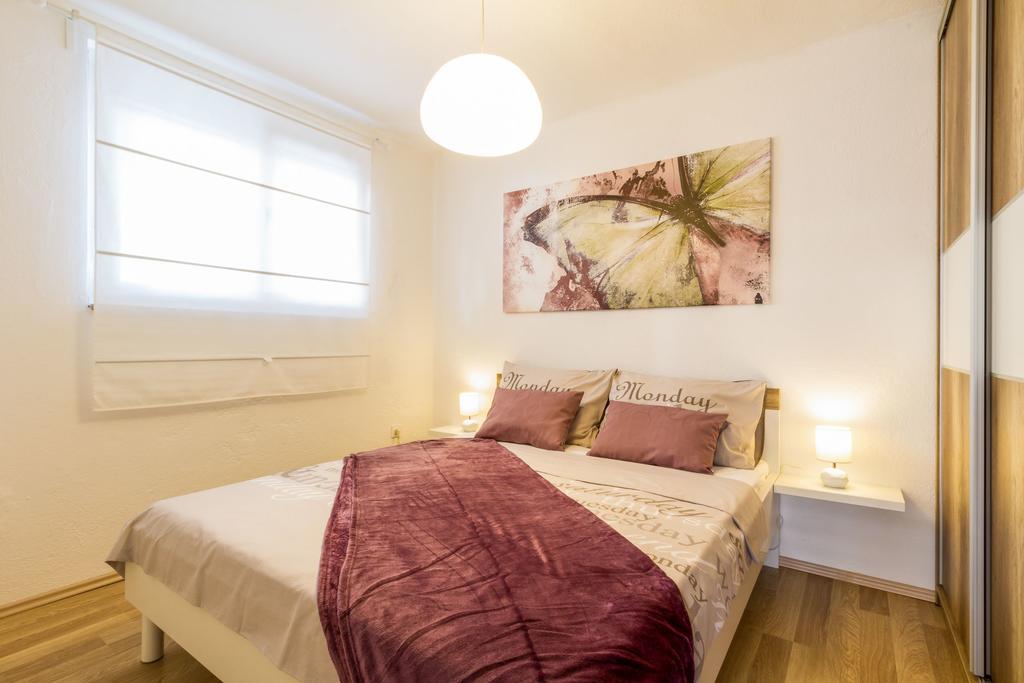 Apartmani Bregovec Maslenica Bagian luar foto