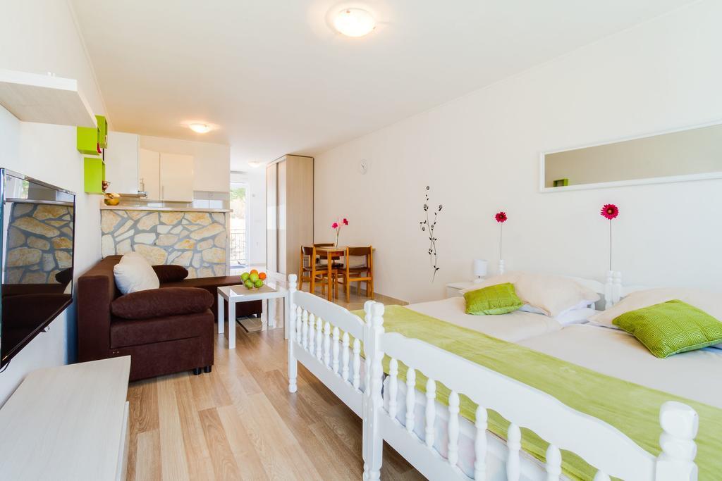 Apartmani Bregovec Maslenica Bagian luar foto