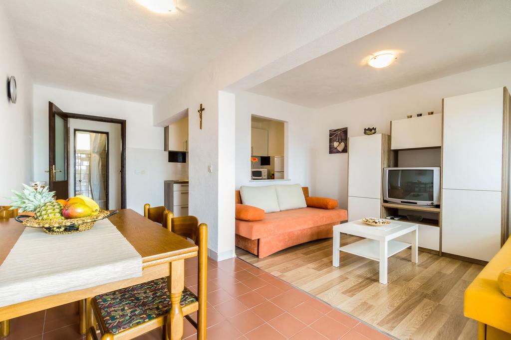 Apartmani Bregovec Maslenica Bagian luar foto