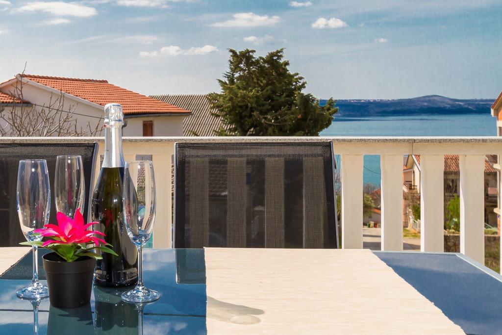 Apartmani Bregovec Maslenica Bagian luar foto