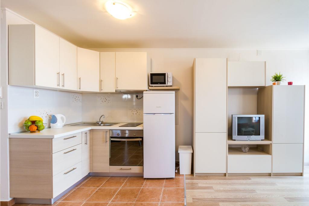 Apartmani Bregovec Maslenica Bagian luar foto